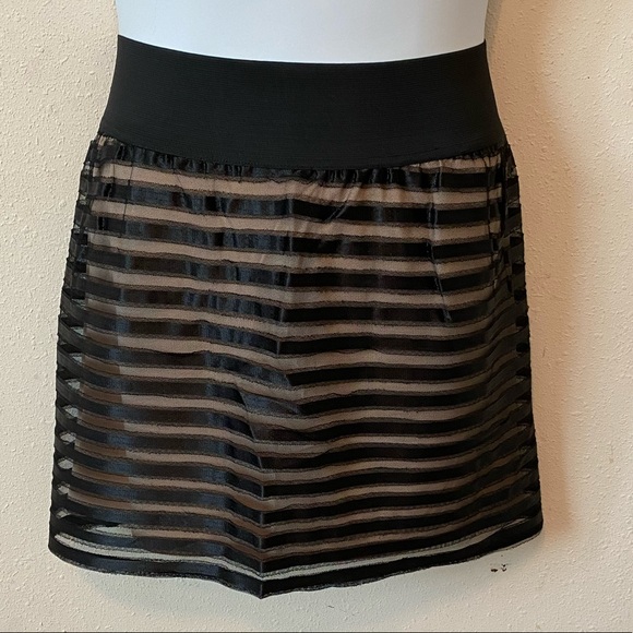 torrid Dresses & Skirts - NWT Torrid Striped overlay skirt, Size 3/22-24